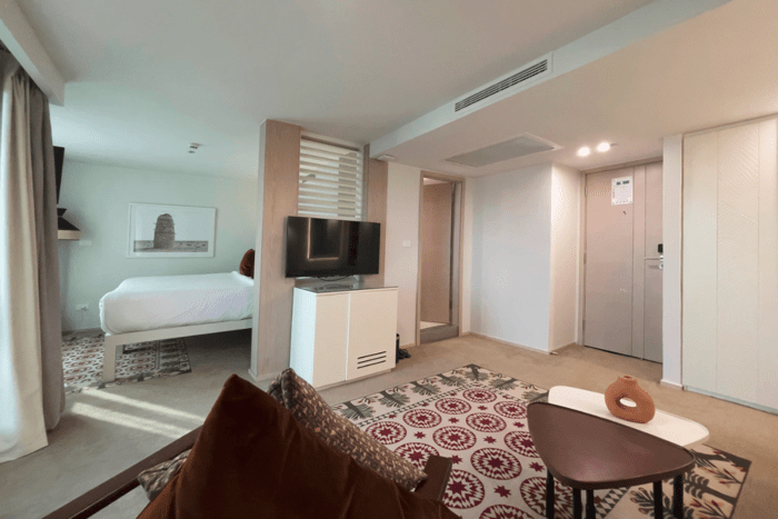 Deluxe Suite